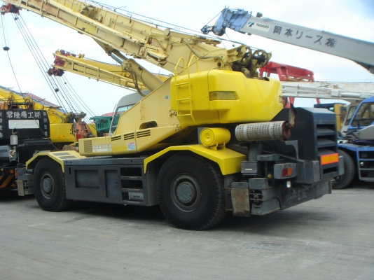 ROUGH TERRAIN CRANE KOBELCO RK500