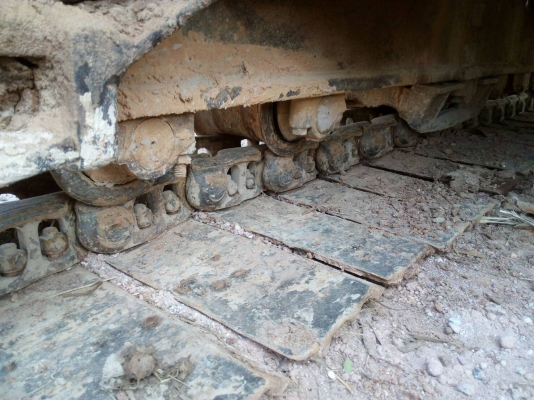 ขายแม็คโคร HITACHI EX-1 200 ราคา 330000บาท ใช้งานได้เอกสารซื้อขาย สนใจติดต่อ 0835601591 หรือ 0903494058