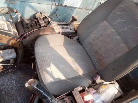 ขายแม็คโคร HITACHI EX-1 200 ราคา 330000บาท ใช้งานได้เอกสารซื้อขาย สนใจติดต่อ 0835601591 หรือ 0903494058