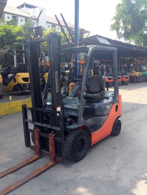 -:-*&bull;*ข า ย ร ถ ย ก นำ เ ข้ า*&bull;*-:-TOYOTA 8FG15 เครื่องเบนซิล เกียร์ธรรมดา ชั่วโมงทำงานน้อย 1,4xxชั่วโมง สนใจติดต่อ083-062-0223(ปอนด์)