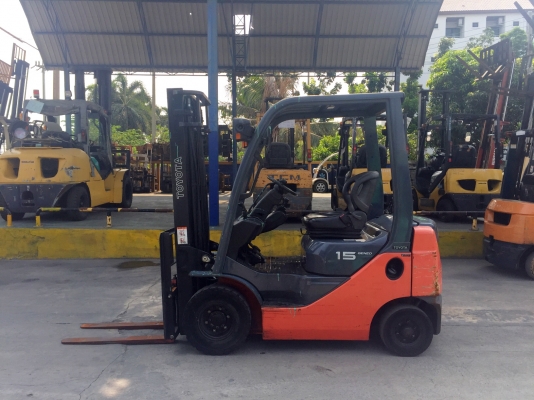 -:-*&bull;*ข า ย ร ถ ย ก นำ เ ข้ า*&bull;*-:-TOYOTA 8FG15 เครื่องเบนซิล เกียร์ธรรมดา ชั่วโมงทำงานน้อย 1,4xxชั่วโมง สนใจติดต่อ083-062-0223(ปอนด์)