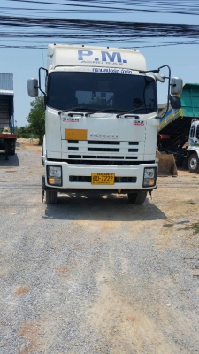 หัวลาก360 ปี56 ขายพร้อมหางสามมิตรสามเพลายาว12.50เมตร หัวอย่างเดียว2,300,000บาท พร้อมหาง2,500,000บาท สนใจติดต่อ สุขุมตรัง0872836792