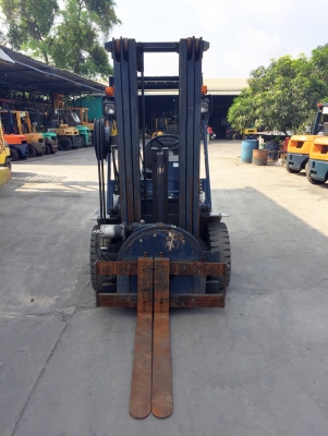 -:-*&bull;*ข า ย ร ถ ย ก นำ เ ข้ า*&bull;*-:-KOMATSU FD25-11 เครื่องดีเซล เสาสูง5เมตร เกียร์ธรรมดา สนใจติดต่อ083-062-0223(ปอนด์)