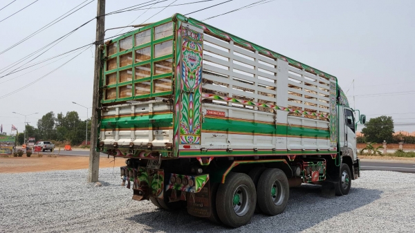 ขาย 360 ปี 56 คอกเกษตร กระบะดั้ม แม่ลูก(รถอยู่สกลนคร) ขาย 360 ปี 56 คอกเกษตร กระบะดั้ม แม่ลูก(รถอยู่สกลนคร)