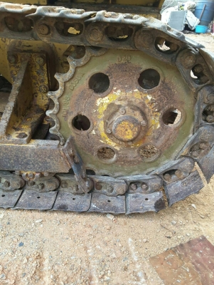 ขายรถแทรกเตอร์ดันดิน โคมัสสุ D-20-6 เกียร์ตัด สภาพสวย ขายราคา 160,000 ครับ