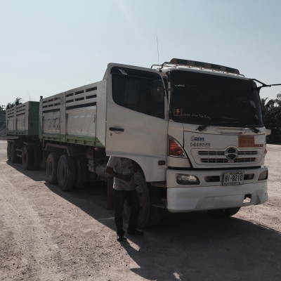 ขาย. ฮีโน 22 ล้อ. 380 แรง ปี55 วิ่ง แสนเก้า หมืนโล รถสวย เครืองดี