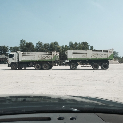 ขาย. ฮีโน 22 ล้อ. 380 แรง ปี55 วิ่ง แสนเก้า หมืนโล รถสวย เครืองดี ขาย. ฮีโน 22 ล้อ. 380 แรง ปี55 วิ่ง แสนเก้า หมืนโล รถสวย เครืองดี