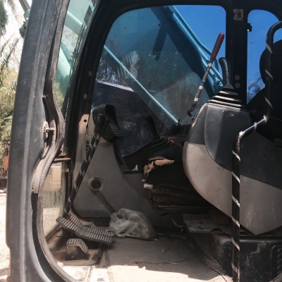 ขาย แม๊คโค. Kobako.  Makr 6.  Yn.  11ปี 2002 10500 ชัวโมง รถชัวล้าง ทำไหม่ หมด  เอวแน้น. เครืองีปั้มดี ไม่มี โลด. สวย ราคา. เปิดที่ 1450000 ติดต่อ. ผู้พัน ก้อง