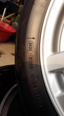 ขายล้อแม็กป้ายแดง brio 14" พร้อมยางปี15 สนใจติดต่อ ตาเล็ก ล้อและยางครับ 081-3747940