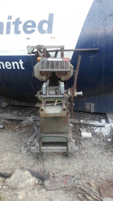 ขาย  เครื่องบากไม้ ผ่าไม้ ผ่าหัวเสา บากหัวเสา ไฟญี่ปุ่น 110 v สภาพสวยๆ ครับ