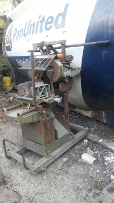 ขาย  เครื่องบากไม้ ผ่าไม้ ผ่าหัวเสา บากหัวเสา ไฟญี่ปุ่น 110 v สภาพสวยๆ ครับ