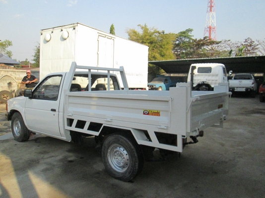 รถกระบะ ปิคอัฟดั้มพ์ นิสสัน Big M กระบะเปิดได้ 3ด้าน ดั้มพ์ใหม่ รถกระบะ ปิคอัฟดั้มพ์ นิสสัน Big M กระบะเปิดได้ 3ด้าน ดั้มพ์ใหม่