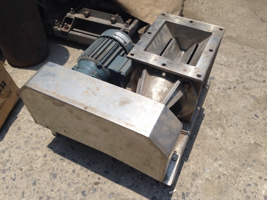 ขายเครื่องชุดบด-โม่ ในงานอุตสาหกรรมอาหาร สแตนเลสทั้งชุด ใส่มอเตอร์เกียร์ ทด 1:10 สภาพสวย พร้อมใช้งาน ขายเครื่องชุดบด-โม่ ในงานอุตสาหกรรมอาหาร สแตนเลสทั้งชุด ใส่มอเตอร์เกียร์ ทด 1:10 สภาพสวย พร้อมใช้งาน