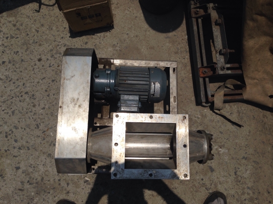 ขายเครื่องชุดบด-โม่ ในงานอุตสาหกรรมอาหาร สแตนเลสทั้งชุด ใส่มอเตอร์เกียร์ ทด 1:10 สภาพสวย พร้อมใช้งาน ขายเครื่องชุดบด-โม่ ในงานอุตสาหกรรมอาหาร สแตนเลสทั้งชุด ใส่มอเตอร์เกียร์ ทด 1:10 สภาพสวย พร้อมใช้งาน