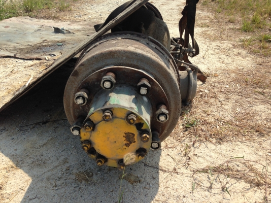 ขายคานหลังHino Zm เบรคแห้ง+ล้อกะทะ4ลูก 27000 ราคาต่อลองได้