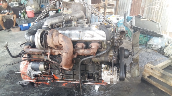 ขายเครื่อง มิตซู  6d14 เทอร์โบ 200 แรง