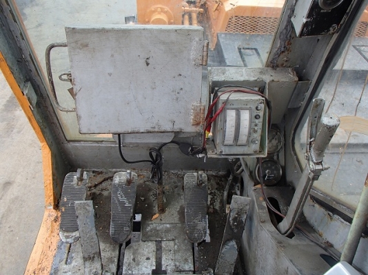 MOBILE HARBOUR CRANE