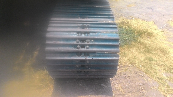 ขายรถเก่านอก ยังไม่ได้ใช้งานบ้านเรา Komatsu PC130-6,ใบแทร็ค 70 ซ.ม.มีลายหัวเจาะ ,สภาพดี เอวแน่น แรง,ไฟฟ้าครบ,ซีเรียลสูง,เครื่อง Cummin ทำช่วงล่างให้ใหม่ เปลี่ยนซีลกระบอก , บู๊ท สลัก พร้อมใช้ เลือก ปุ๋งกี่ได้