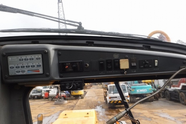 ขายรถเครน TADANO TR250M-6 ขายรถเครน TADANO TR250M-6