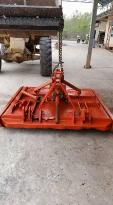 เครื่องตัดหญ้าพ่วงกับรถไถ