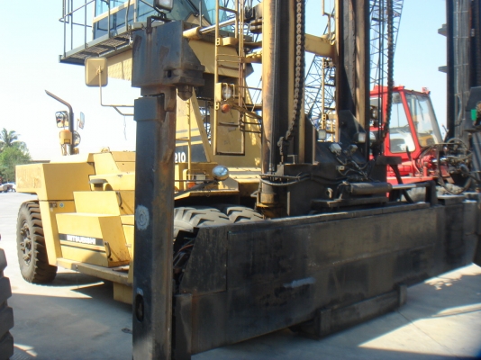 รถยกตู้เปล่า Spreader Forklift