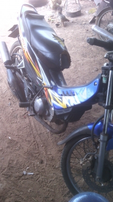 รถมอเตอร์ไชฮอนด้าเทนน่านิว