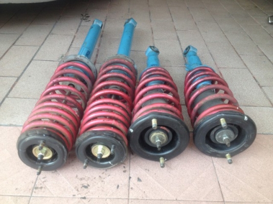 โช้คเเต่ง NEW SR เก่าญี่ปุ่นเเท้ของนิสสันไม่ทราบรุ่นสภาพสวยเดิมๆ