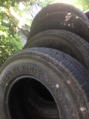 ยางรถยนต์ ยี่ห้อแมกซิส 700 ขนาด 30 * 9.5 R15 ปี16