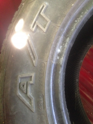 ยางรถยนต์ ยี่ห้อแมกซิส 700 ขนาด 30 * 9.5 R15 ปี16