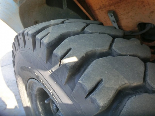 Forklift TOYOTA	02-7FD45