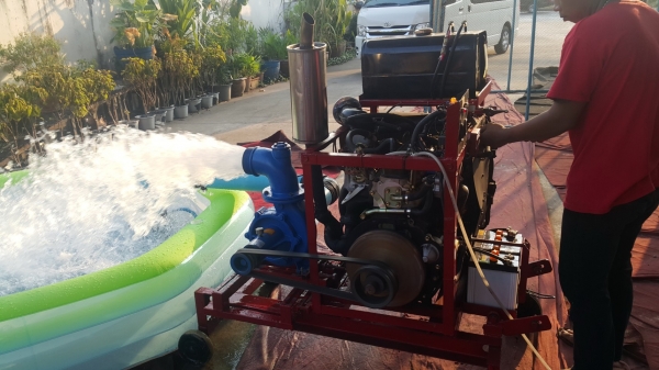 เครื่องสูบนํ้าขนาดใหญ่ แรงแต่ประหยัดมาก