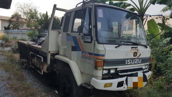 10 ล้อพื้นเรียบ 2 เพลาและเพลาเดียว มีทั้งหมด 7 คัน เล่มทะเบียนพร้อม รถสภาพดีทุกคัน