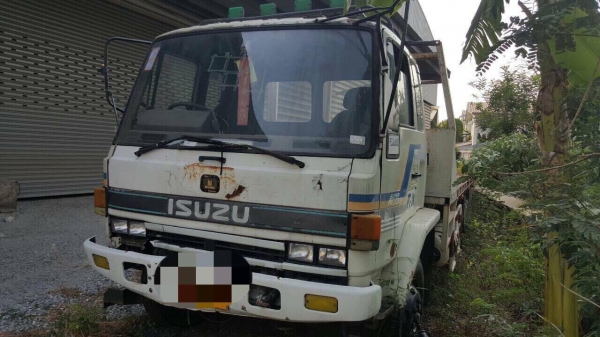 10 ล้อพื้นเรียบ 2 เพลาและเพลาเดียว มีทั้งหมด 7 คัน เล่มทะเบียนพร้อม รถสภาพดีทุกคัน