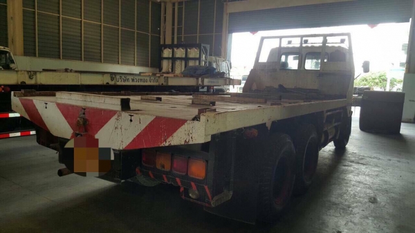 10 ล้อพื้นเรียบ 2 เพลาและเพลาเดียว มีทั้งหมด 7 คัน เล่มทะเบียนพร้อม รถสภาพดีทุกคัน