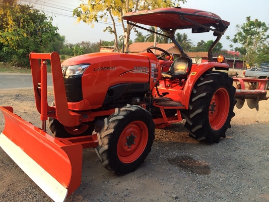 ขายรถไถคูโบต้า L4708SP ชั่วโมงการใช้งาน 400 ชม. ขายพร้อมอุปกรณ์ครบชุด สนใจโทร 081-9136451 คุนโบว์ ขายรถไถคูโบต้า L4708SP ชั่วโมงการใช้งาน 400 ชม. ขายพร้อมอุปกรณ์ครบชุด สนใจโทร 081-9136451 คุนโบว์