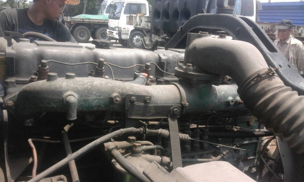 ขายถูกรถบรรทุก 10 ล้อดั้มเพลาเดียว NISSAN UD CDA12M ปี38 ขายถูกรถบรรทุก 10 ล้อดั้มเพลาเดียว NISSAN UD CDA12M ปี38