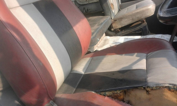 ขายถูกรถบรรทุก 10 ล้อดั้มเพลาเดียว NISSAN UD CDA12M ปี38 ขายถูกรถบรรทุก 10 ล้อดั้มเพลาเดียว NISSAN UD CDA12M ปี38