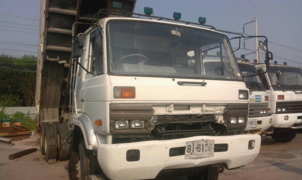 ขายถูกรถบรรทุกดั้ม 2 เพลา NISSAN UD CW430 M 290 แรง TURBO