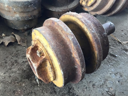 แคเรีย CAT D4D เก่าเช็คนอกญี่ปุ่น ราคา 2,500 บาท