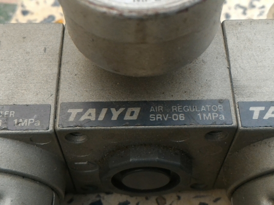 ชุดอปกรณ์ปรับปรุงคุณภาพลม มีตัวดักน้ำดักฝุ่น. มีตัวปรับตั้งแรงดันลม , มีตัวปล่อยฝอยละลองไปใรระบบลมเพื่อหล่อลื่นอุปกรณ์ต่างๆที่มีการเคลื่อนใหว