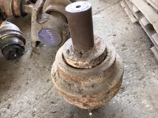 แคเรีย KOMATSU D31 เก่าญี่ปุ่น ราคา 2,000 บาท