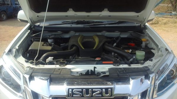 มาก่อนได้ก่อน ขายดาว์น วีคลอส 4 ประตู สีขาวมุก 70000 อยู่   อ.หัวหิน