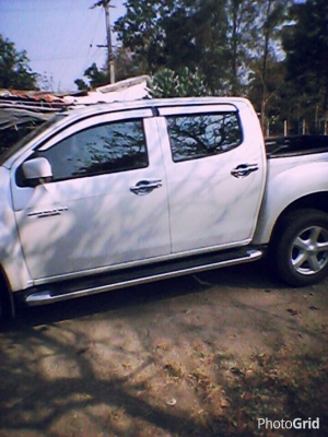 มาก่อนได้ก่อน ขายดาว์น วีคลอส 4 ประตู สีขาวมุก 70000 อยู่   อ.หัวหิน