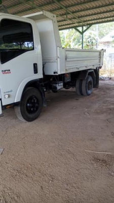 NPR  150 แรง  รถห้างปี 2013  สภาพสวยๆ  ไม่ค่อยใช้งาน  ราคา  850,000  บาท