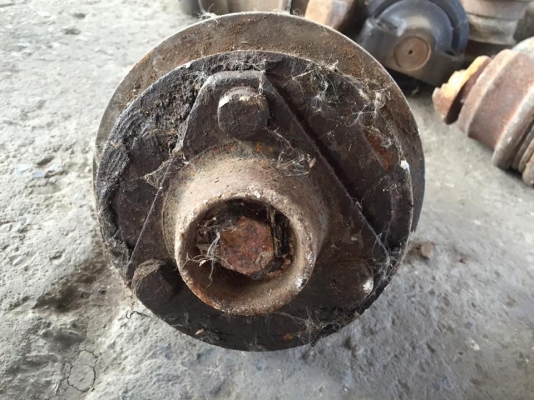 แคเรีย KOMATSU PC 120-2 เก่าญี่ปุ่น ราคา 1,500 บาท