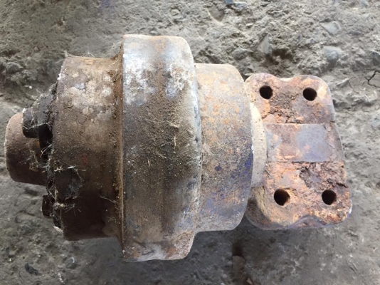 แคเรีย KOMATSU PC 120-2 เก่าญี่ปุ่น ราคา 1,500 บาท