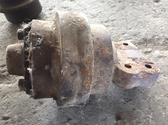 แคเรีย KOMATSU PC 120-2 เก่าญี่ปุ่น ราคา 1,500 บาท