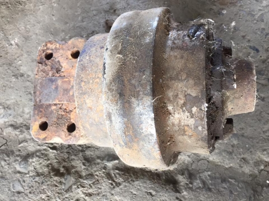 แคเรีย KOMATSU PC 120-2 เก่าญี่ปุ่น ราคา 1,500 บาท