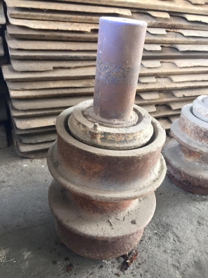 แคเรีย KOMATSU PC300 เก่าเช็คนอกญี่ปุ่น ราคา 2,500 บาท