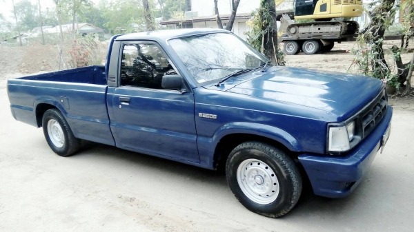 ขายด่วน รถกระบะมาสด้า B2500 สภาพพร้อมใช้งาน เครื่องแน่น ช่วงล่างดี ใช้บรรทุกของได้สบาย สนใจโทร. 080-7491645